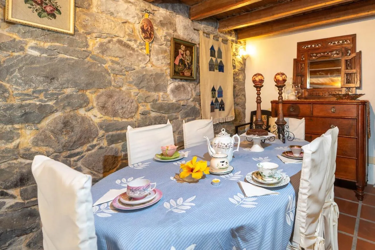 Cyane&Vigo's Cottage, Caminho do Massapez, n.º40 Arco da Calheta