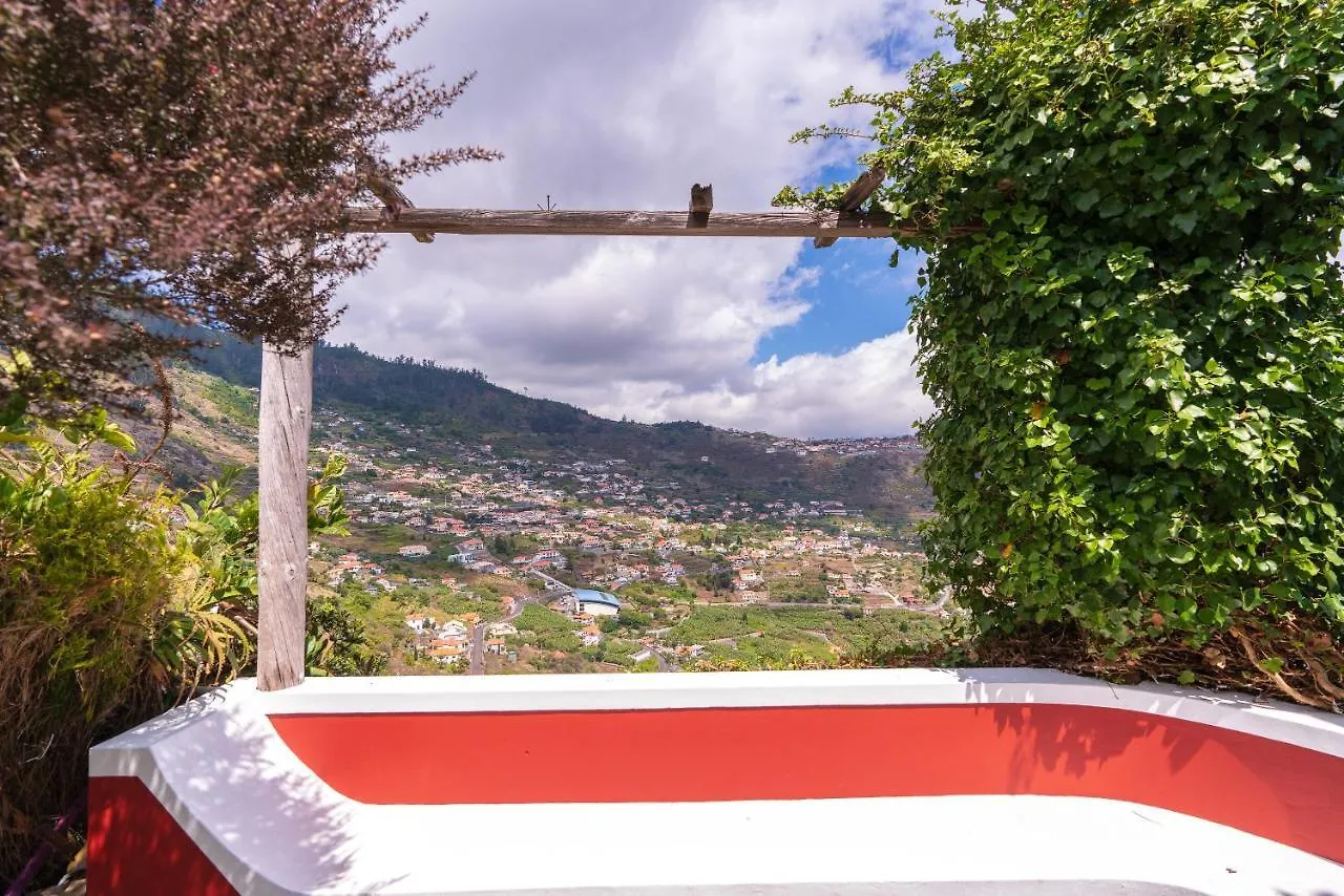 Cyane & Vigo'S Cottage, Caminho Do Massapez, N.º40 Arco da Calheta  Portekiz