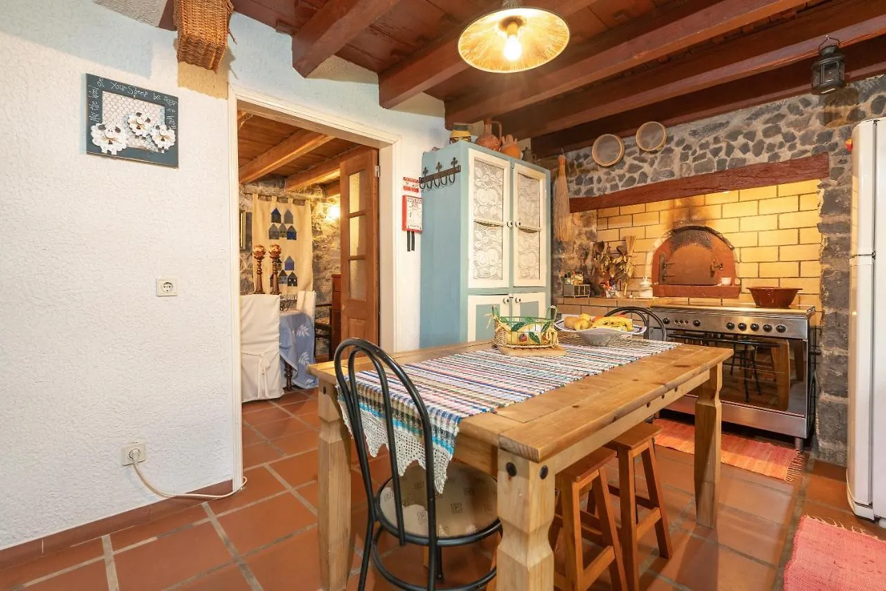 Cyane & Vigo'S Cottage, Caminho Do Massapez, N.º40 Arco da Calheta  Arco da Calheta (Madeira)
